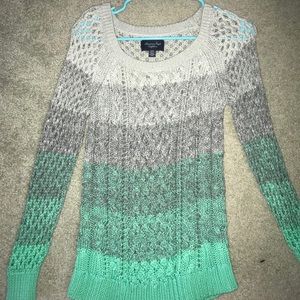 American Eagle sweater